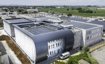 Bureaux Septeo à Montpellier : design, lumière naturelle et brise-soleils